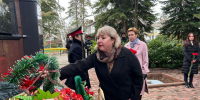 В Хадыженске прошла торжественная церемония возложения цветов в честь Дня Неизвестного солдата - Газета Апшеронский рабочий