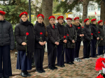 В Хадыженске прошла торжественная церемония возложения цветов в честь Дня Неизвестного солдата