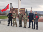 Апшеронские участники «Боевого братства» возложили цветы к памятнику участникам СВО