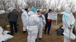 Апшеронская группа второй день трудится на пляже Витязево в Анапе