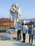 Ряд мероприятий провели в месячник патриотического воспитания в апшеронском социальном центре для детей