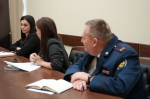 Ремонт стадиона, выплаты, охрана школ – с этими и другими вопросами обратились жители к главе Апшеронского района на очередном приеме граждан