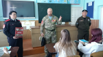 Автор хитов об СВО побывал в школе №2 города Апшеронска на уроке мужества