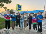 Автоинспекторы напомнили о дорожной безопасности жителям Апшеронска