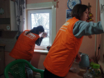 Волонтеры Апшеронского района приняли участие в социально — патриотической акции «Согреем сердца»