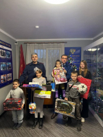 Апшеронских ребятишек поздравили сотрудники прокуратуры и следственного комитета