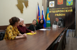 Сегодня глава района Алексей Передереев провёл первый в этом году плановый прием граждан