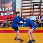 Около 140 спортсменов стали участниками первенства Апшеронского района по самбо среди юношей и девушек в Хадыженске