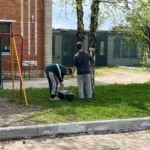 К городскому субботнику присоединились активные жители Апшеронска