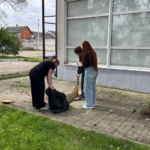 К городскому субботнику присоединились активные жители Апшеронска