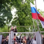 Сегодня из Апшеронска на срочную службу в армию отправились 20 новобранцев