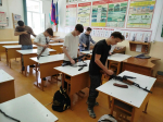 Ребята из военно-патриотического клуба «Защитники Отечества» Апшеронского лесхоз-техникума продолжают работать даже летом