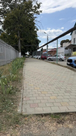 Школьный экопатруль навел порядок в центре Апшеронска