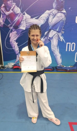 Воспитанница апшеронской спортшколы «Олимп» Ангелина Чупилина привезла бронзу с Чемпионата России по тхеквондо