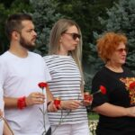 В Апшеронске в ходе Всероссийской памятной акции почтили минутой молчания погибших волонтеров
