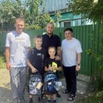 Добрая акция: в Нефтегорском поселении 23 ребенка получили новые ранцы и канцелярские принадлежности к школе