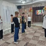 Порцию полезных сюрпризов получили ребята апшеронского социального центра в День знаний