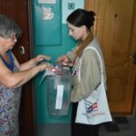 В Апшеронске для удобства маломобильных граждан идет голосование на дому