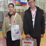 В Апшеронске для удобства маломобильных граждан идет голосование на дому